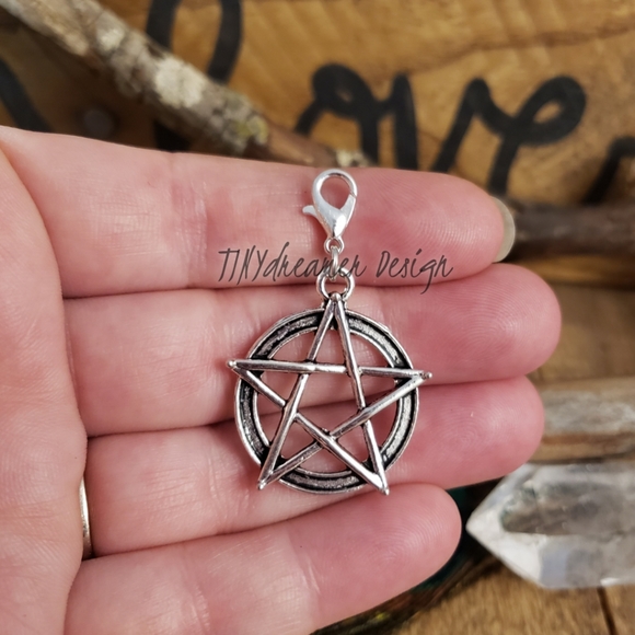 5/$25 Large Pentagram Charm for Bracelet~Zipper~Bag~Wiccan~Witch~Occult~Gothic~ - Picture 5 of 9